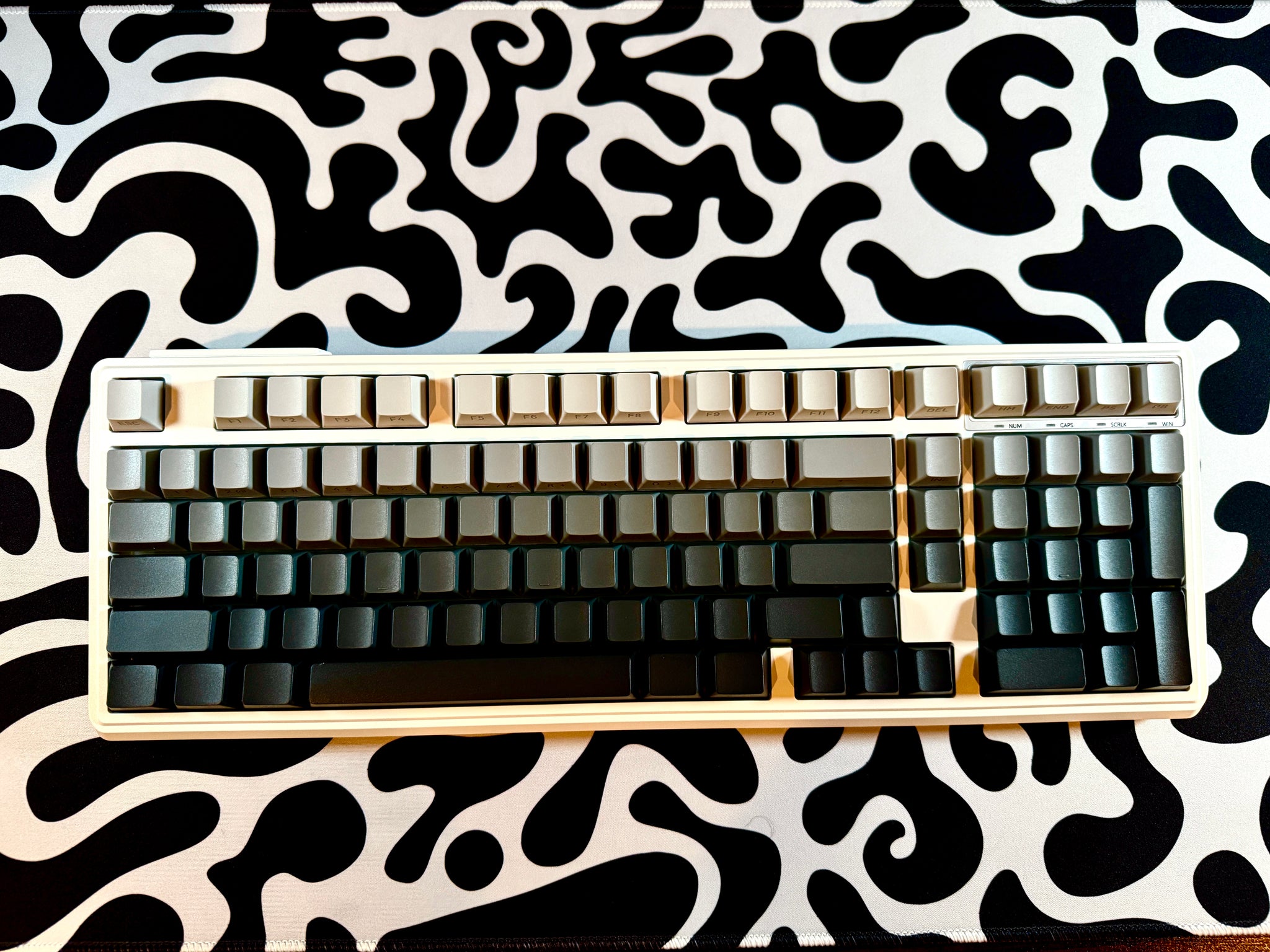 Keyboard Computer Greyscale Grayscale 101 Keyboard (White) – Zwag